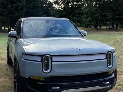 Used 2022 Rivian R1T Launch Edition