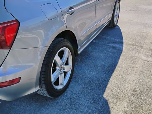 Used 2011 Audi Q5 3.2 Premium Plus image 8