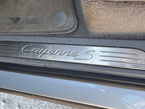 Used 2013 Porsche Cayenne S image 12