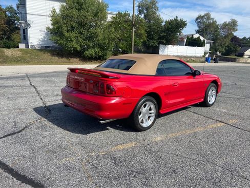 Used 1998 Ford Mustang GT image 11