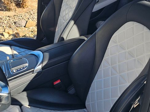 Used 2020 Mercedes-Benz GLC 300 image 20