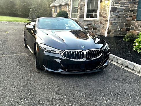Used 2021 BMW M850i xDrive Convertible image 1