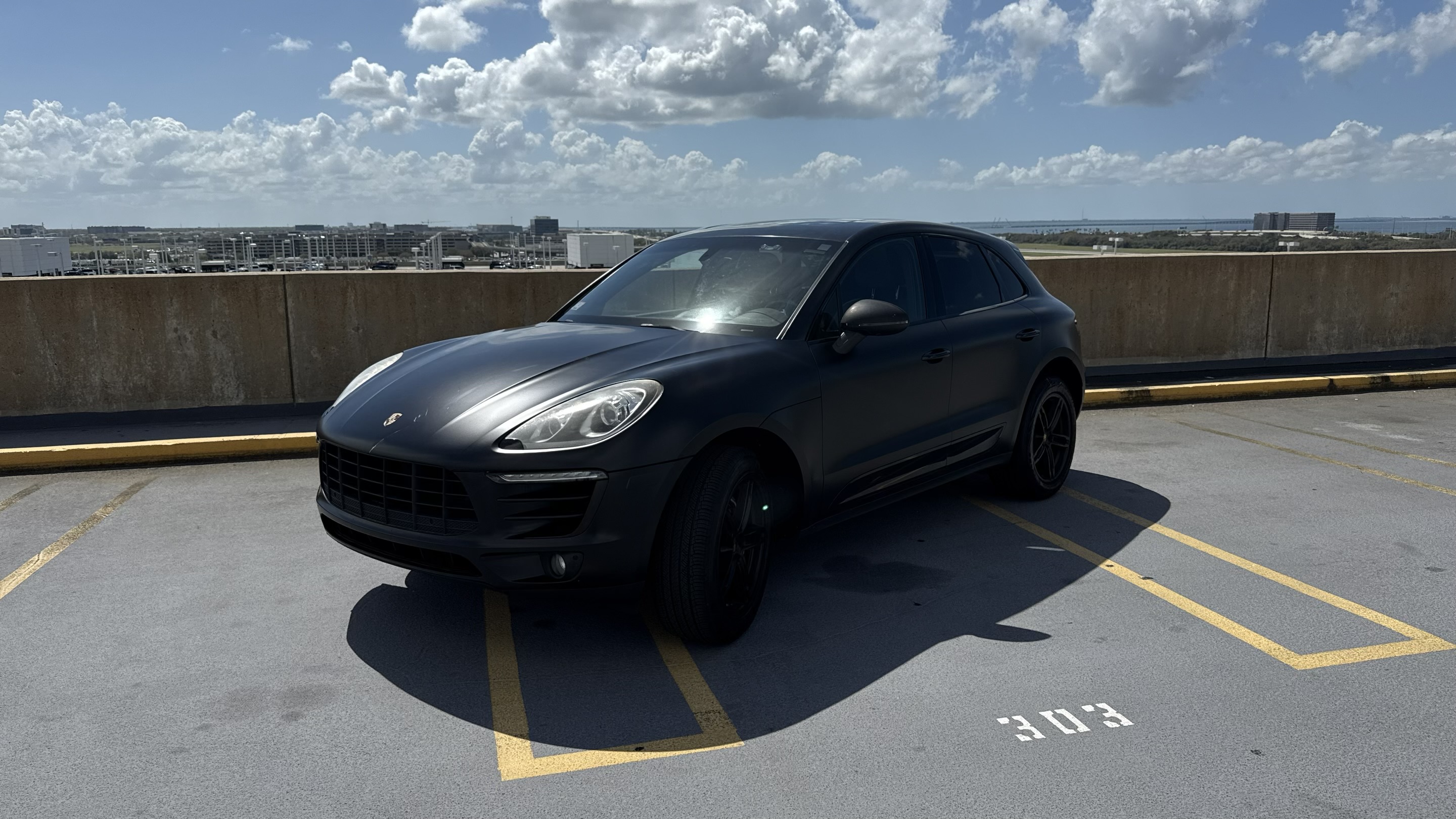 Used 2016 Porsche Macan S AWD/4WD image 9
