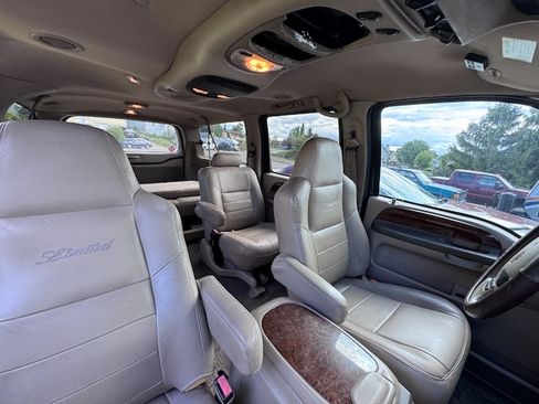 Used 2002 Ford Excursion Limited AWD/4WD image 17