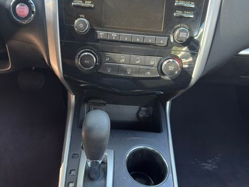Used 2015 Nissan Altima 2.5 S w/ Power Driver Seat Package FWD image 14