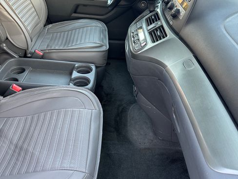 Used 2006 Honda Odyssey EX-L image 10