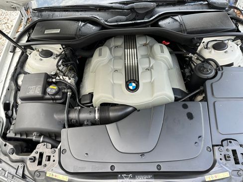 Used 2004 BMW 745Li image 20
