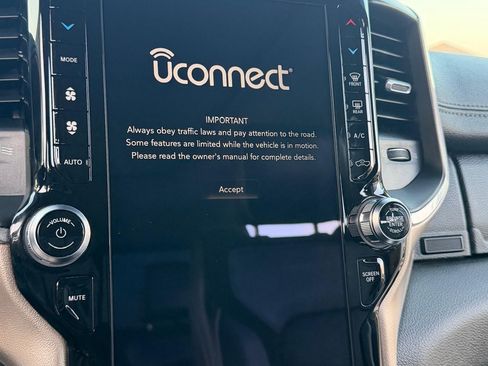 Used 2019 RAM 1500 Laramie image 5