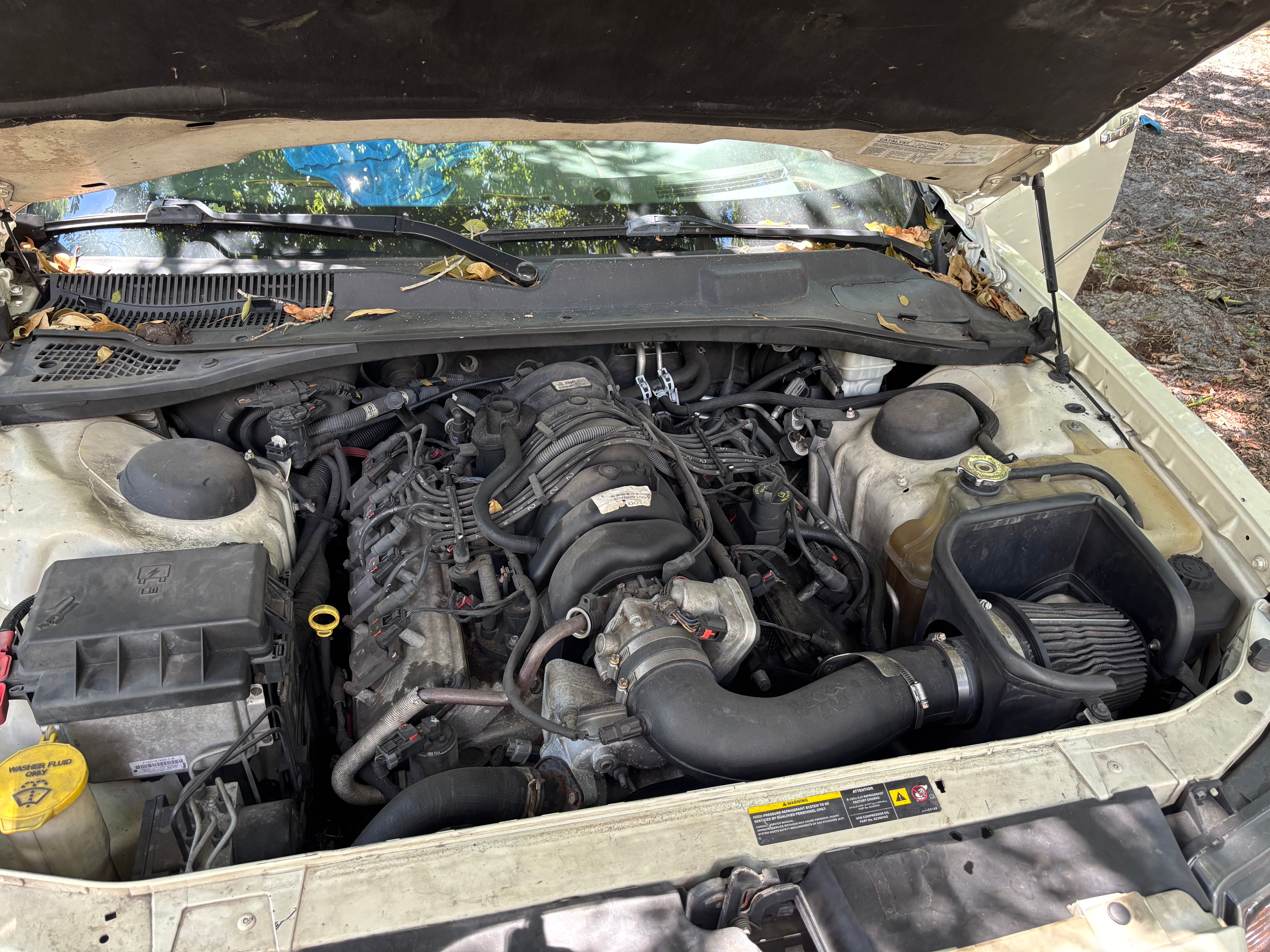 Used 2005 Chrysler 300 C w/ Protection Group II RWD image 2
