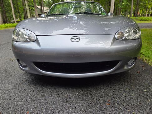 Used 2003 MAZDA MX-5 Miata Shinsen RWD image 4
