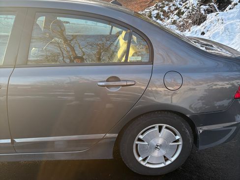 Used 2010 Honda Civic Hybrid Sedan image 10