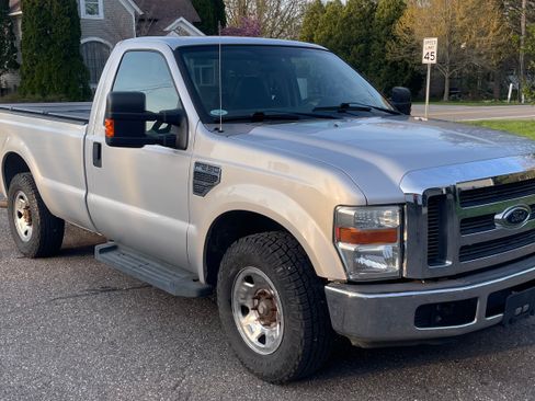 Used 2009 Ford F250 XLT RWD image 4