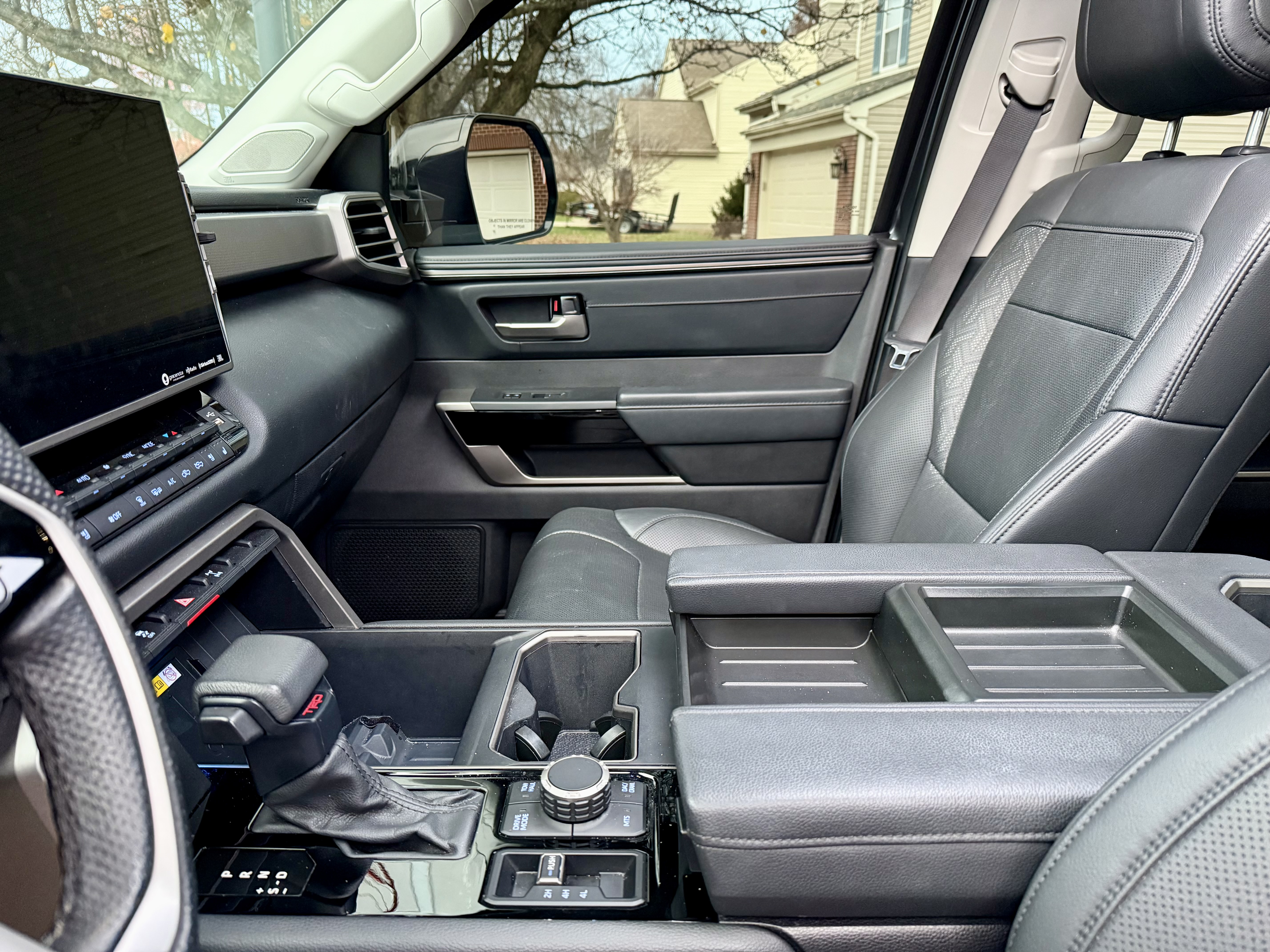 Used 2024 Toyota Tundra Limited w/ TRD Off-Road Package AWD/4WD image 14