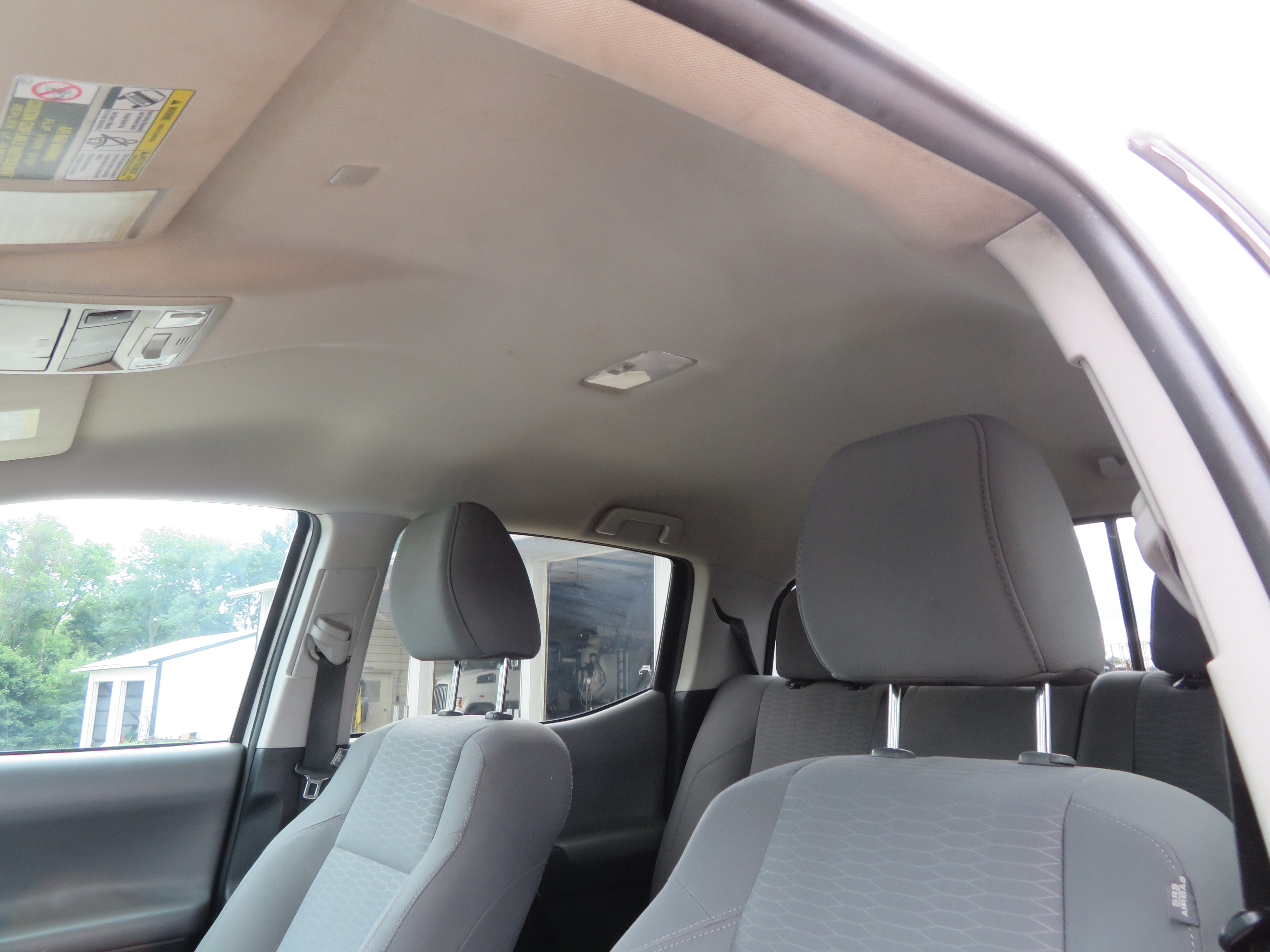 Used 2019 Toyota Tacoma SR5 AWD/4WD image 26