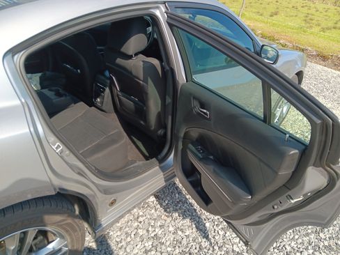 Used 2014 Dodge Charger R/T image 9