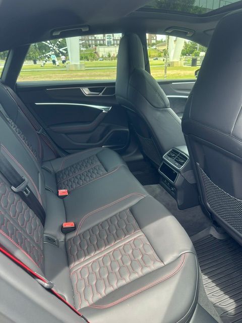 Used 2023 Audi RS 7 Sportback AWD/4WD image 19