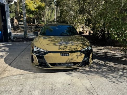 Used 2023 Audi e-tron GT Prestige w/ Prestige Package image 4