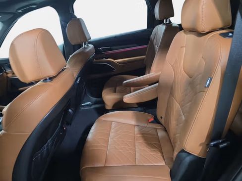Used 2025 Kia Telluride SX Prestige X-Line image 17