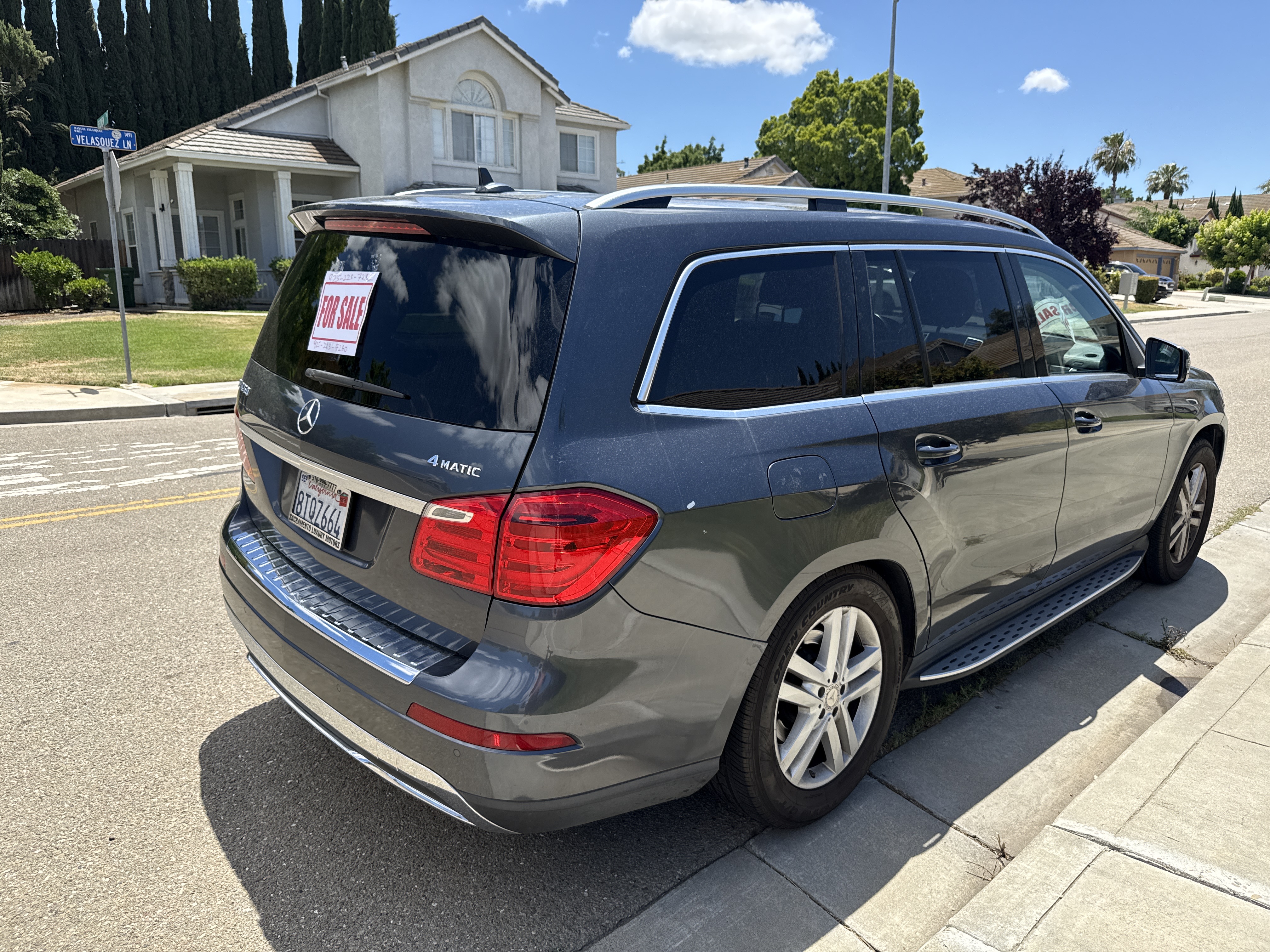 Used 2014 Mercedes-Benz GL 450 4MATIC image 4