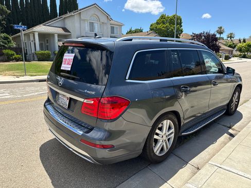 Used 2014 Mercedes-Benz GL 450 4MATIC image 4