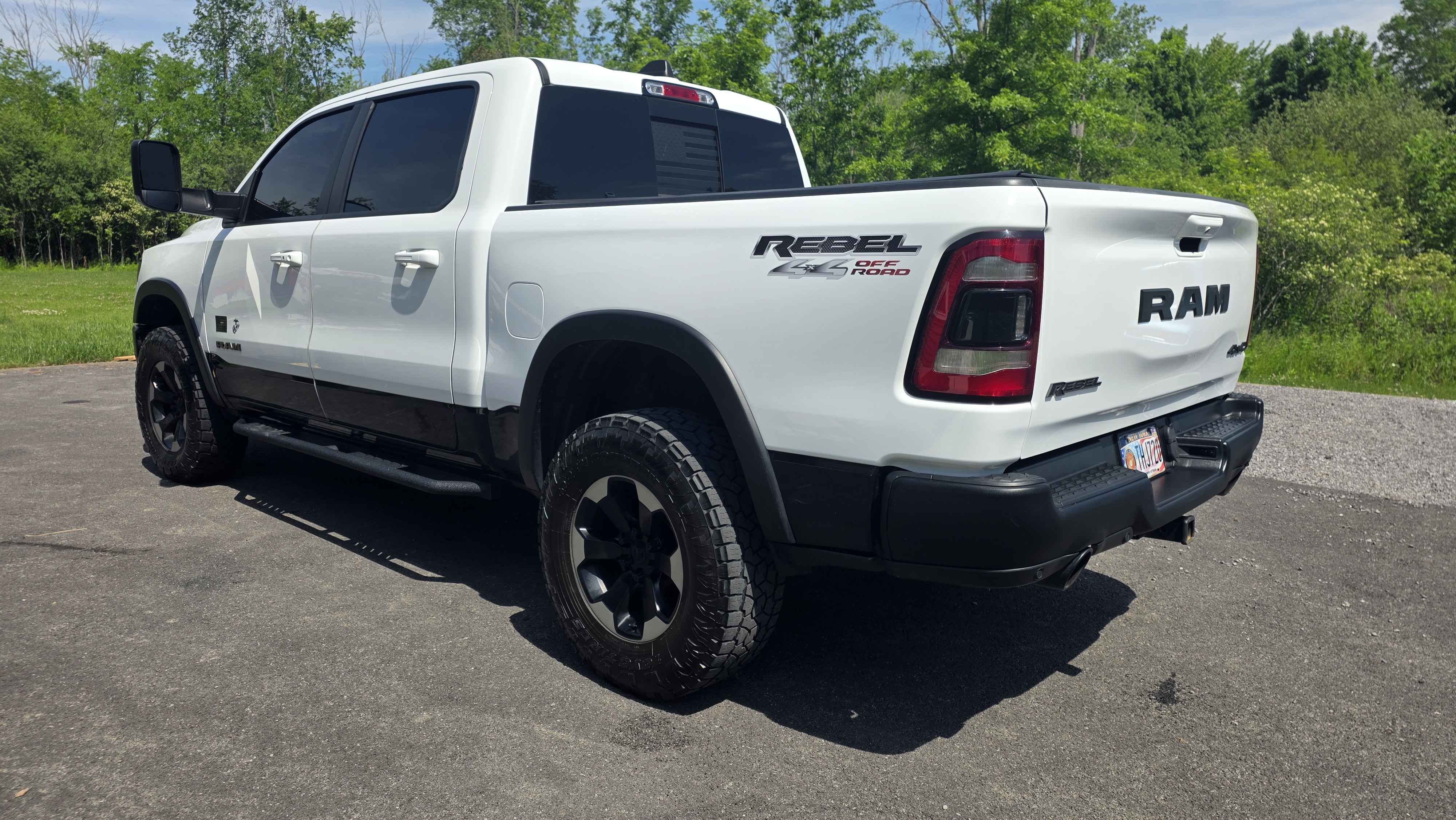 Used 2019 RAM 1500 Rebel w/ Level 2 Equipment Group AWD/4WD image 5