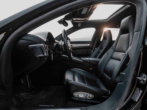 Used 2014 Porsche Panamera Turbo Executive image 13