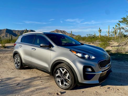 Used 2020 Kia Sportage EX image 1