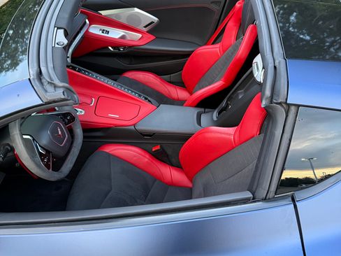 Used 2022 Chevrolet Corvette Stingray Preferred Cpe w/ Z51 Performance Package RWD image 9