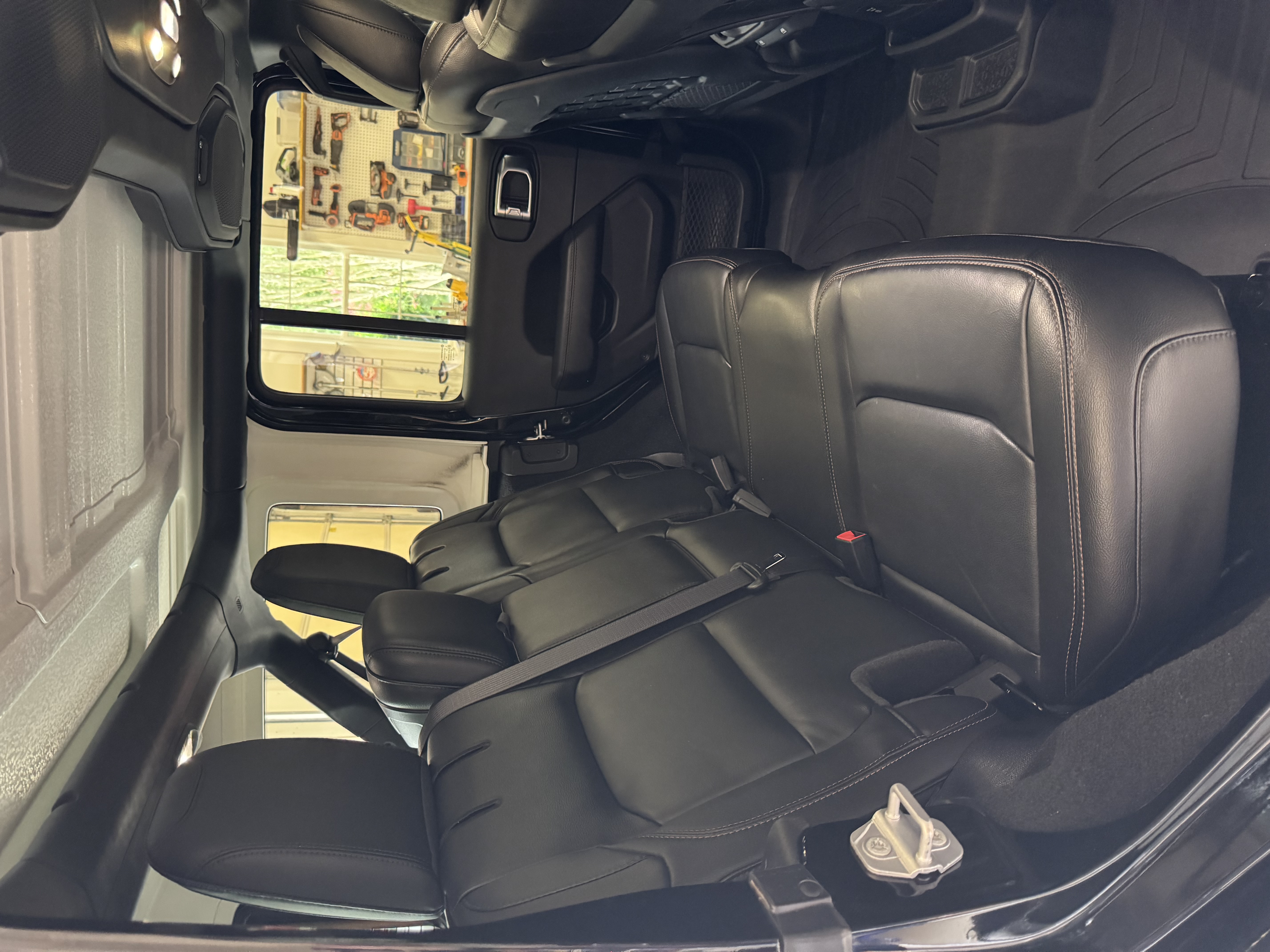 Used 2021 Jeep Wrangler Unlimited Rubicon 392 AWD/4WD image 18