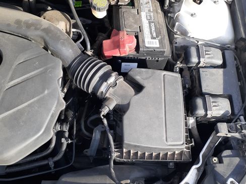 Used 2016 Lincoln MKZ image 20