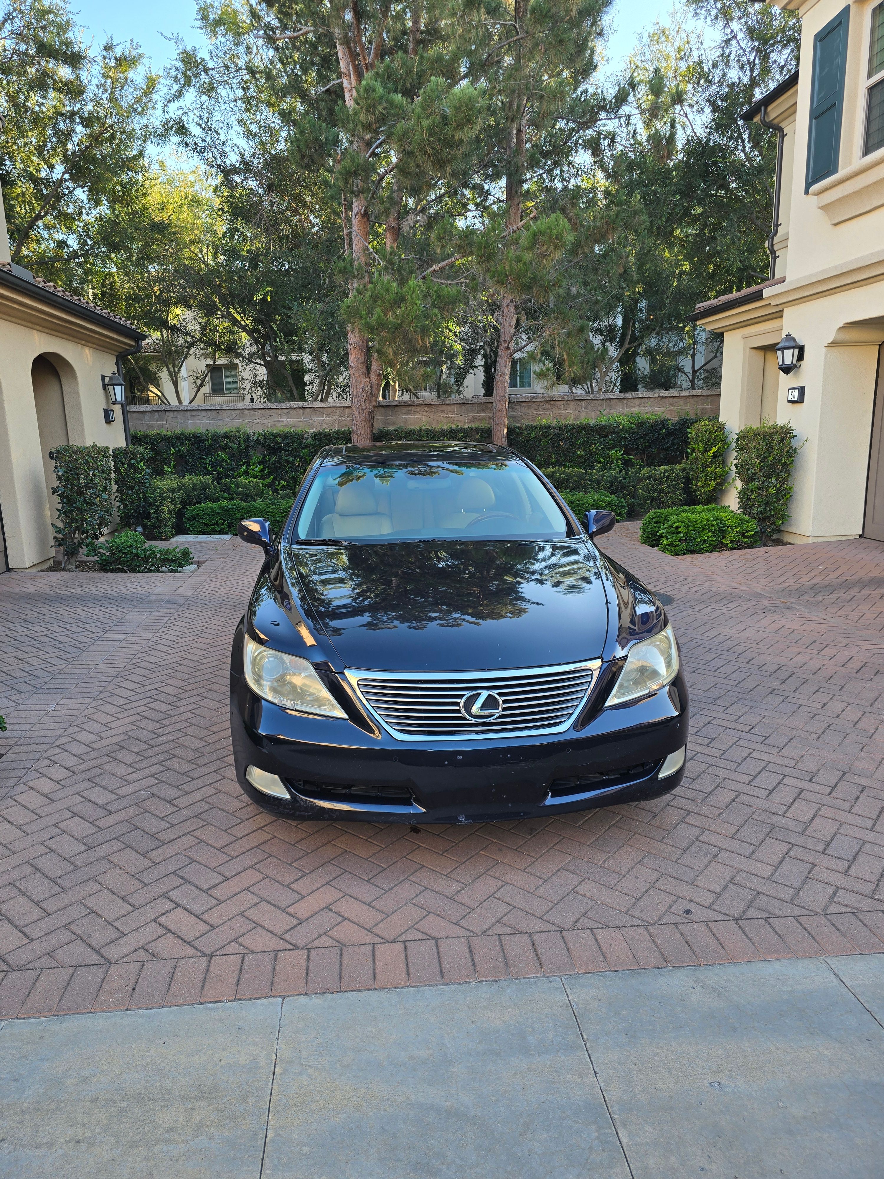 Used 2007 Lexus LS 460 L RWD image 1
