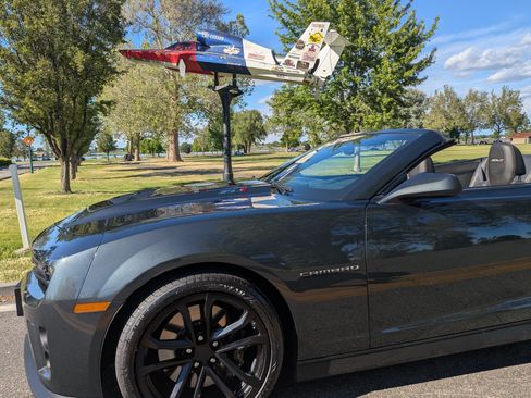 Used 2015 Chevrolet Camaro ZL1 RWD image 6