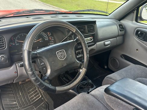 Used 1997 Dodge Dakota 4x4 Regular Cab image 8