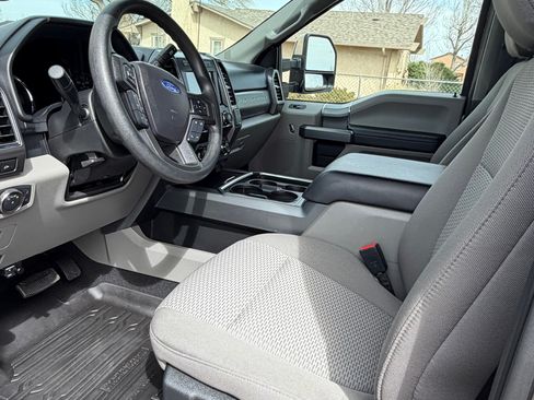 Used 2020 Ford F350 XLT w/ XLT Premium Package image 15