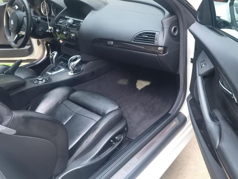 Used 2010 BMW 650i Coupe RWD image 16