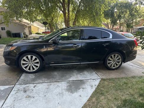 Used 2013 Lincoln MKS AWD image 10