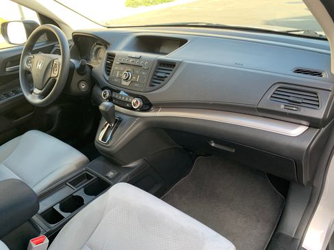 Used 2015 Honda CR-V LX image 19