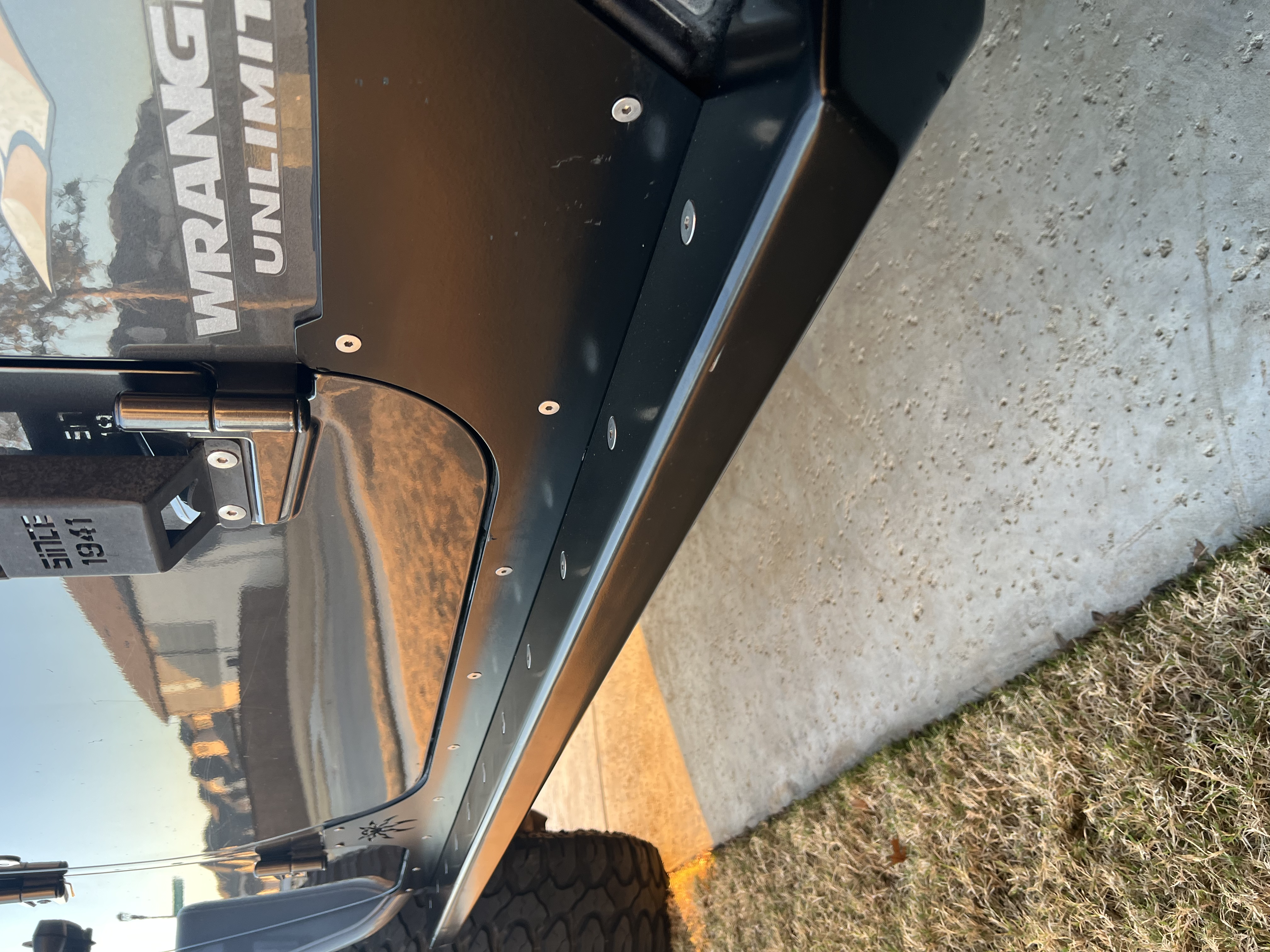 Used 2014 Jeep Wrangler Unlimited Sahara w/ Max Tow Package AWD/4WD image 16