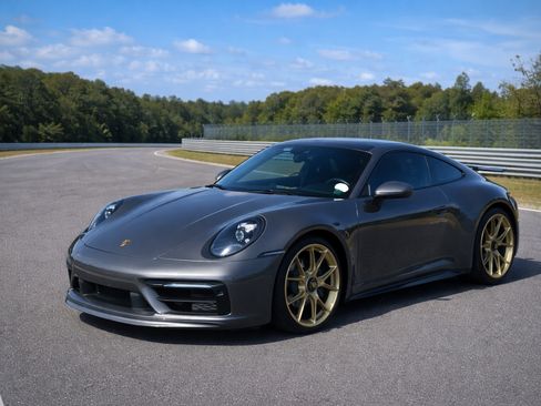 Used 2020 Porsche 911 Carrera image 4
