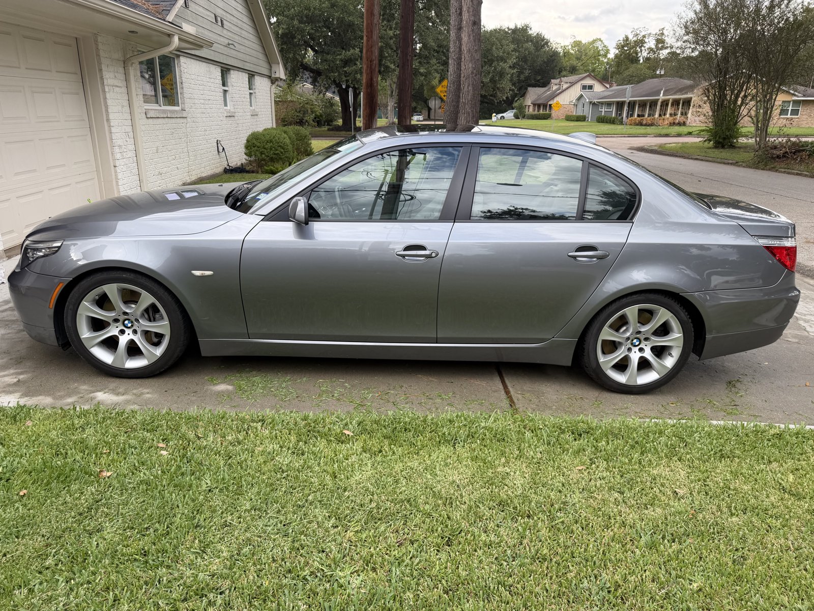 Used 2008 BMW 535i Sedan RWD image 2