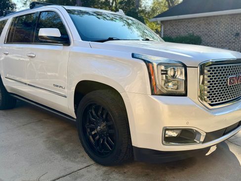 Used 2016 GMC Yukon XL Denali w/ Open Road Package image 5