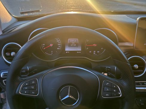 Used 2015 Mercedes-Benz C 300 Sedan image 24