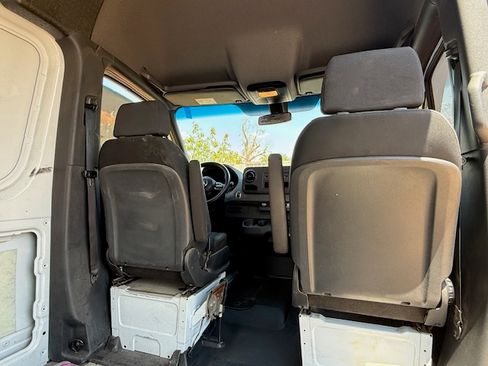 Used 2022 Mercedes-Benz Sprinter 2500 image 11