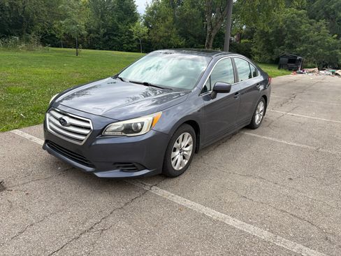 Used 2016 Subaru Legacy 2.5i Premium w/ Moonroof Package AWD/4WD image 1