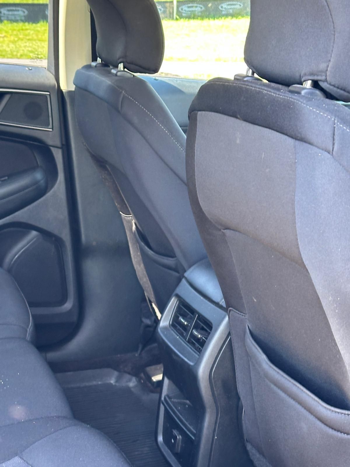 Used 2019 Ford Edge SE w/ Cargo Accessory Package FWD image 12