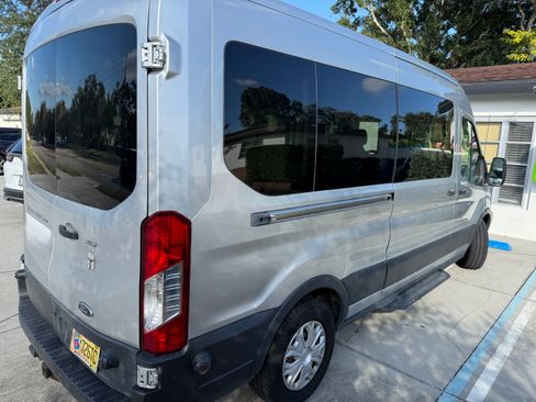 Used 2015 Ford Transit 350 XLT image 5