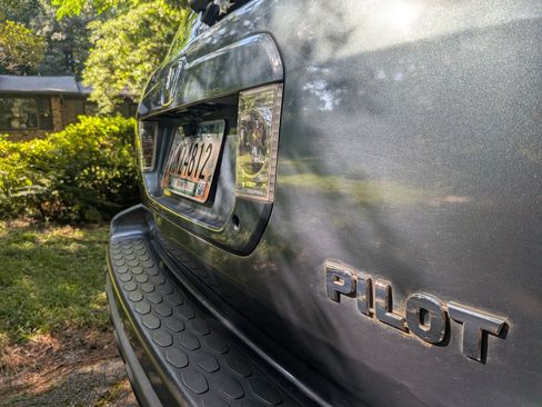 Used 2005 Honda Pilot EX-L image 9