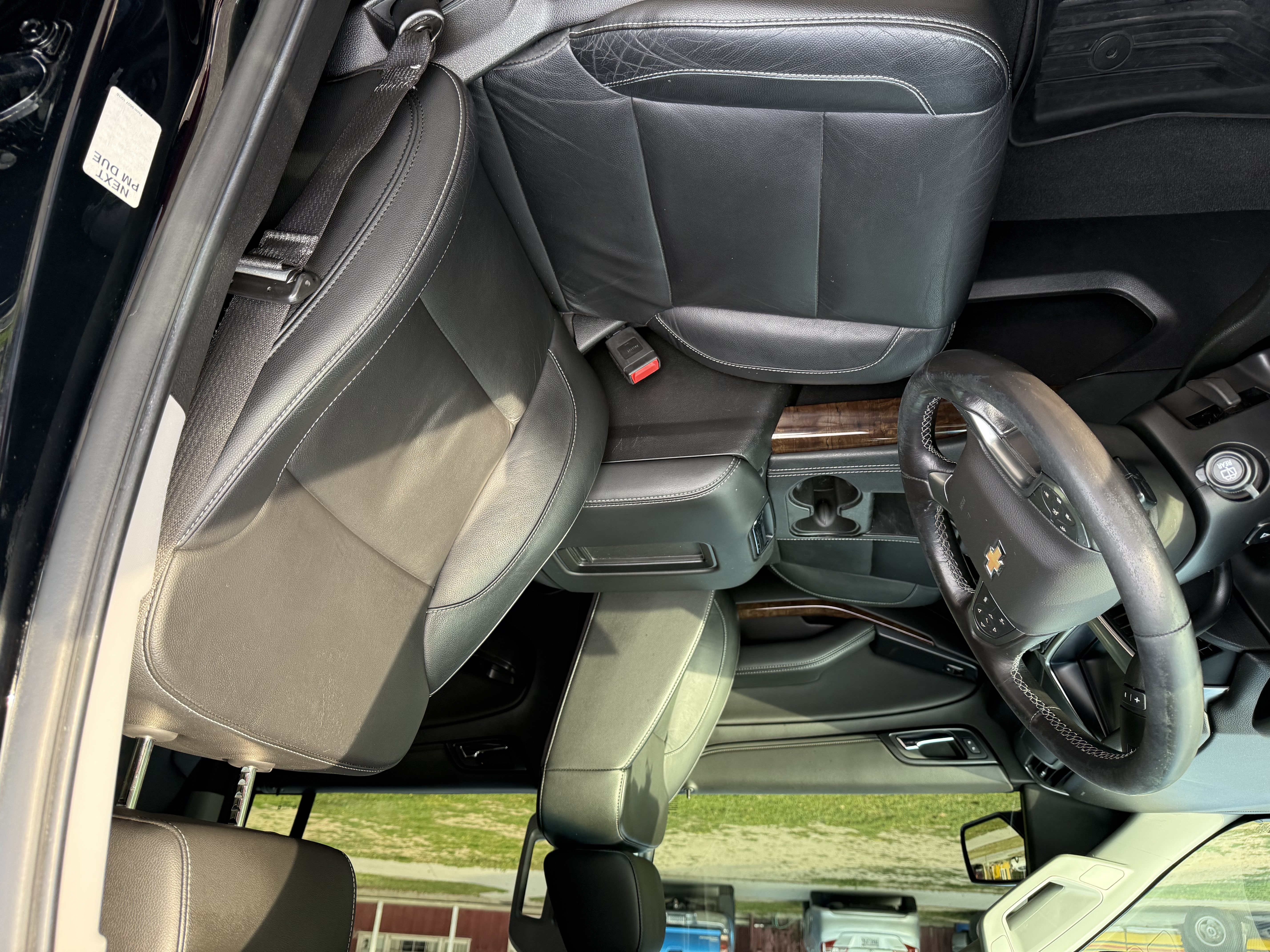 Used 2019 Chevrolet Suburban LT RWD image 8