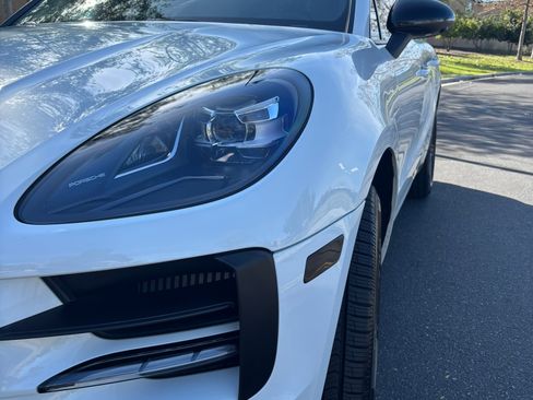 Used 2019 Porsche Macan S image 12