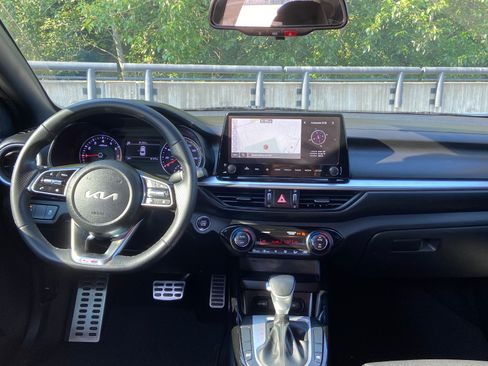 Used 2023 Kia Forte GT-Line w/ GT-Line Technology Package FWD image 12